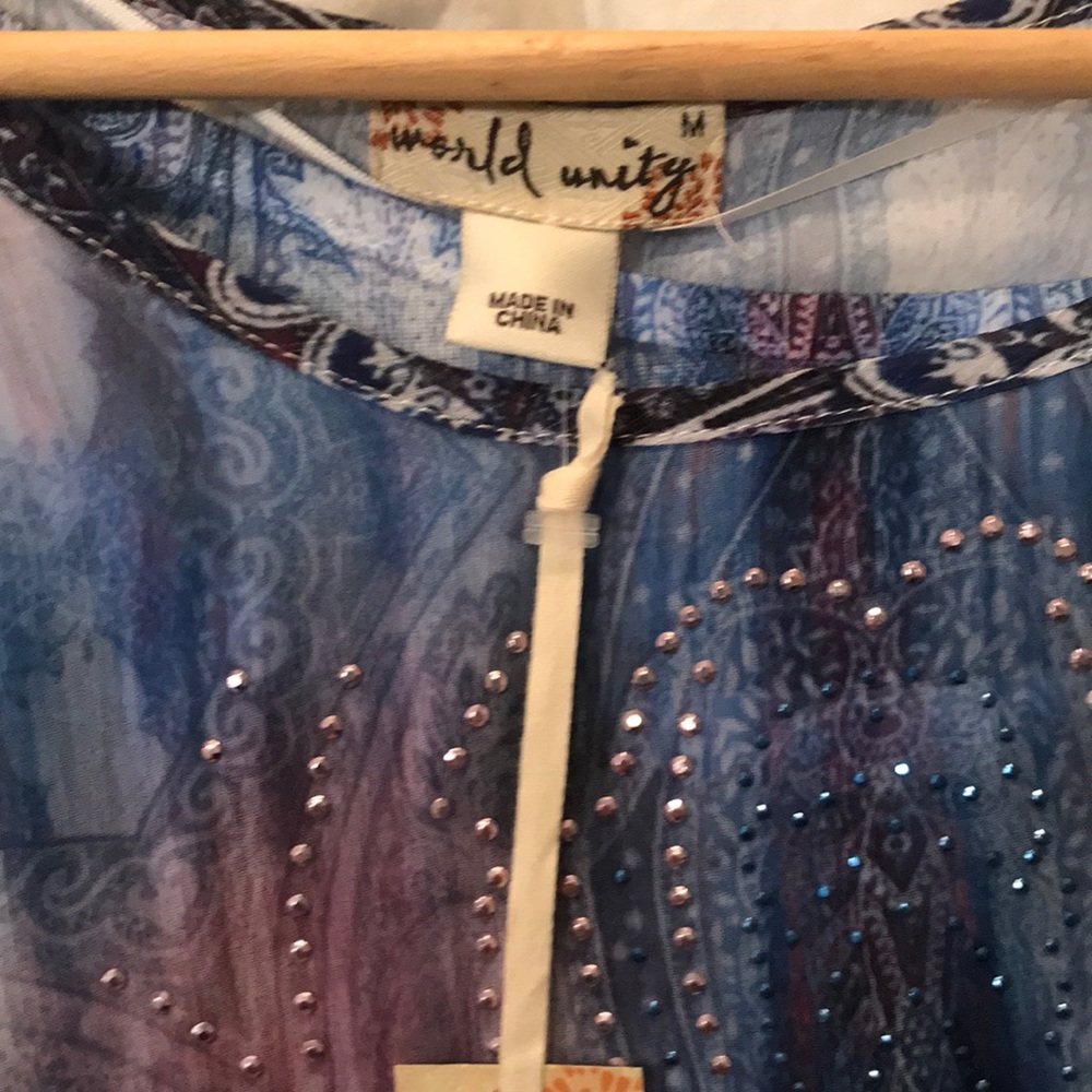 NWT World Unity Beautiful Sheer Top - Picture 2 of 8
